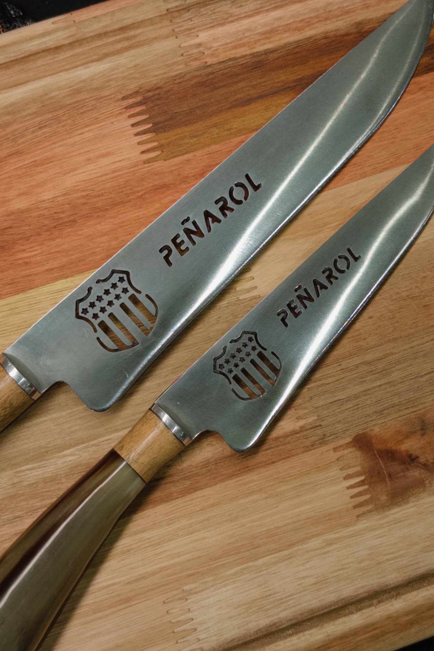 Cuchillo y Tabla - Peñarol o Nacional