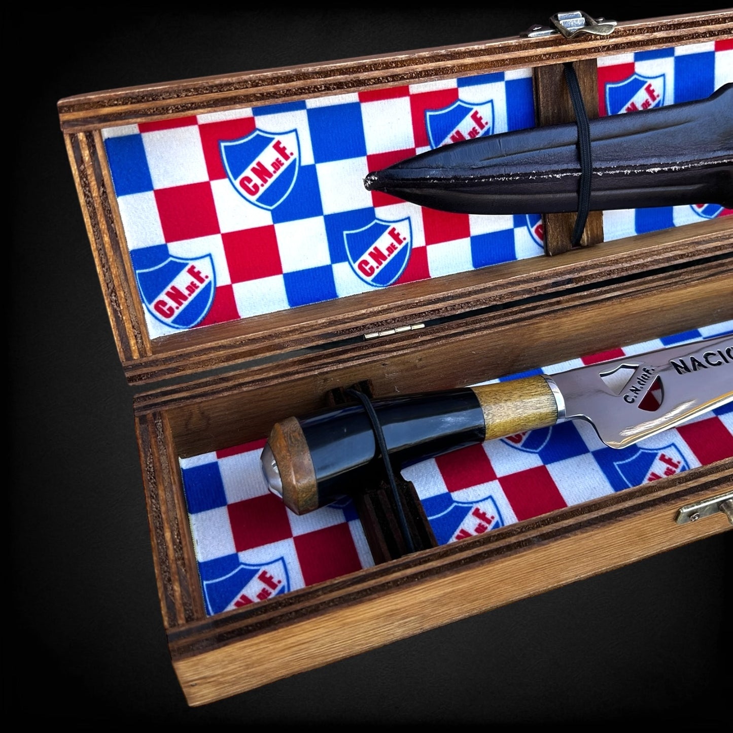 Cuchillo Criollo Nacional+ Caja