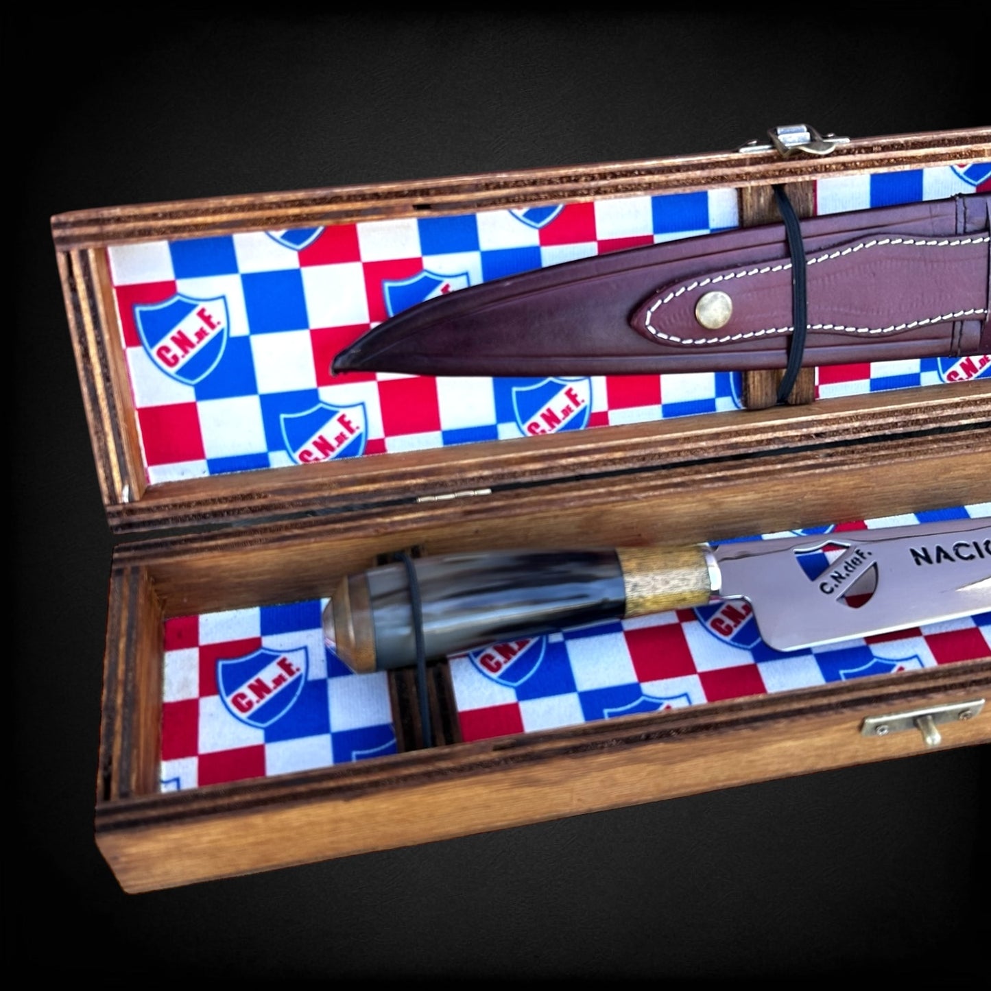 Cuchillo Criollo Nacional+ Caja