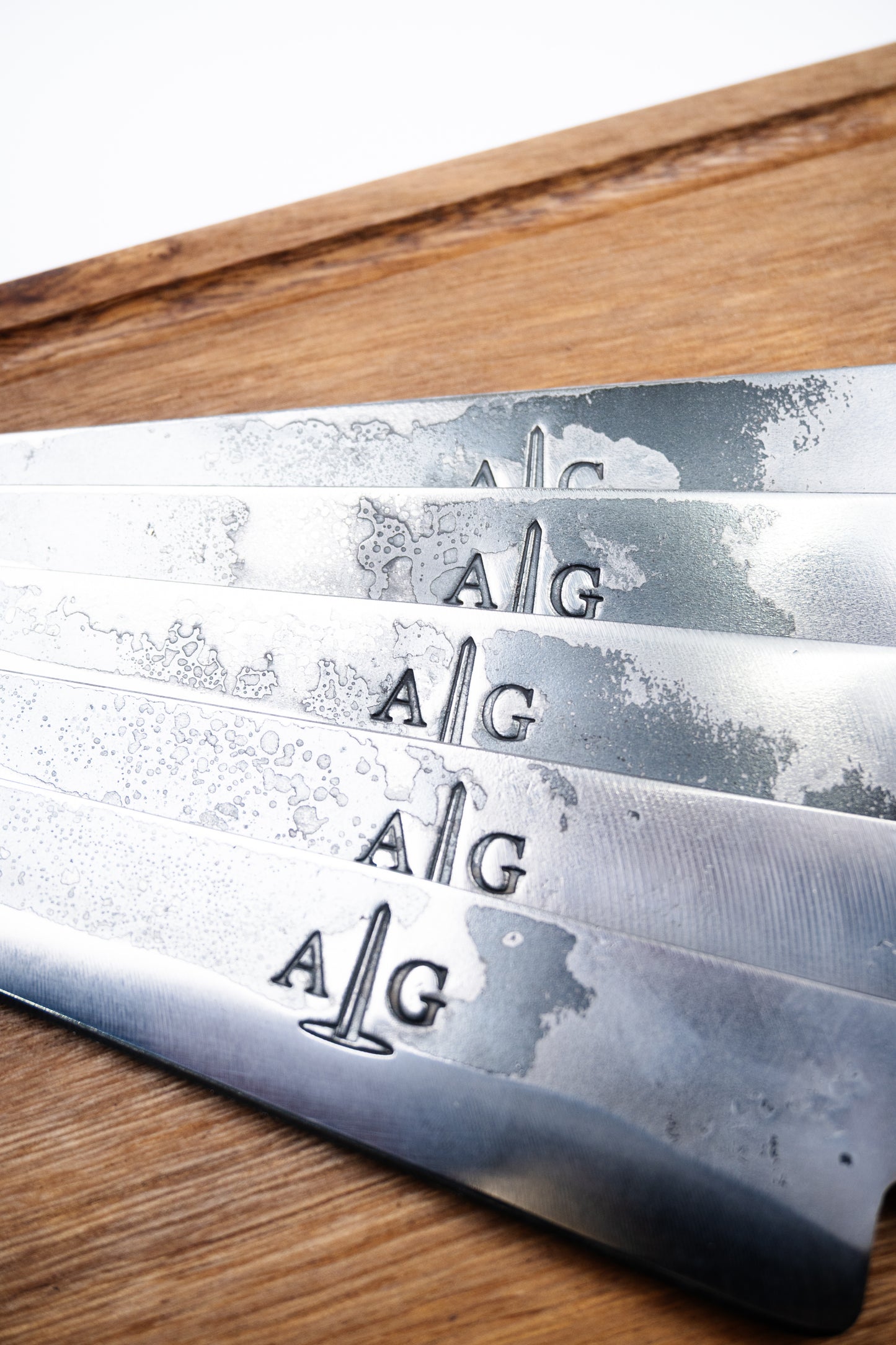 Criollo + Caja con Tridente Gratis