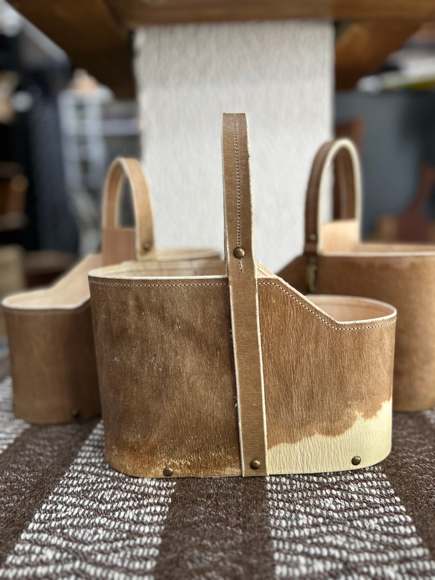 Cuia de couro manchado