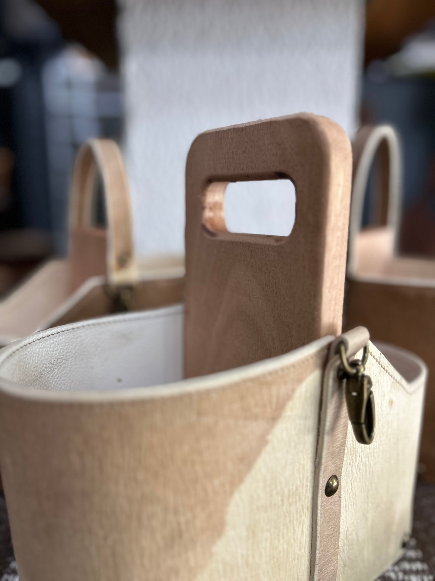 Cuia de couro manchado