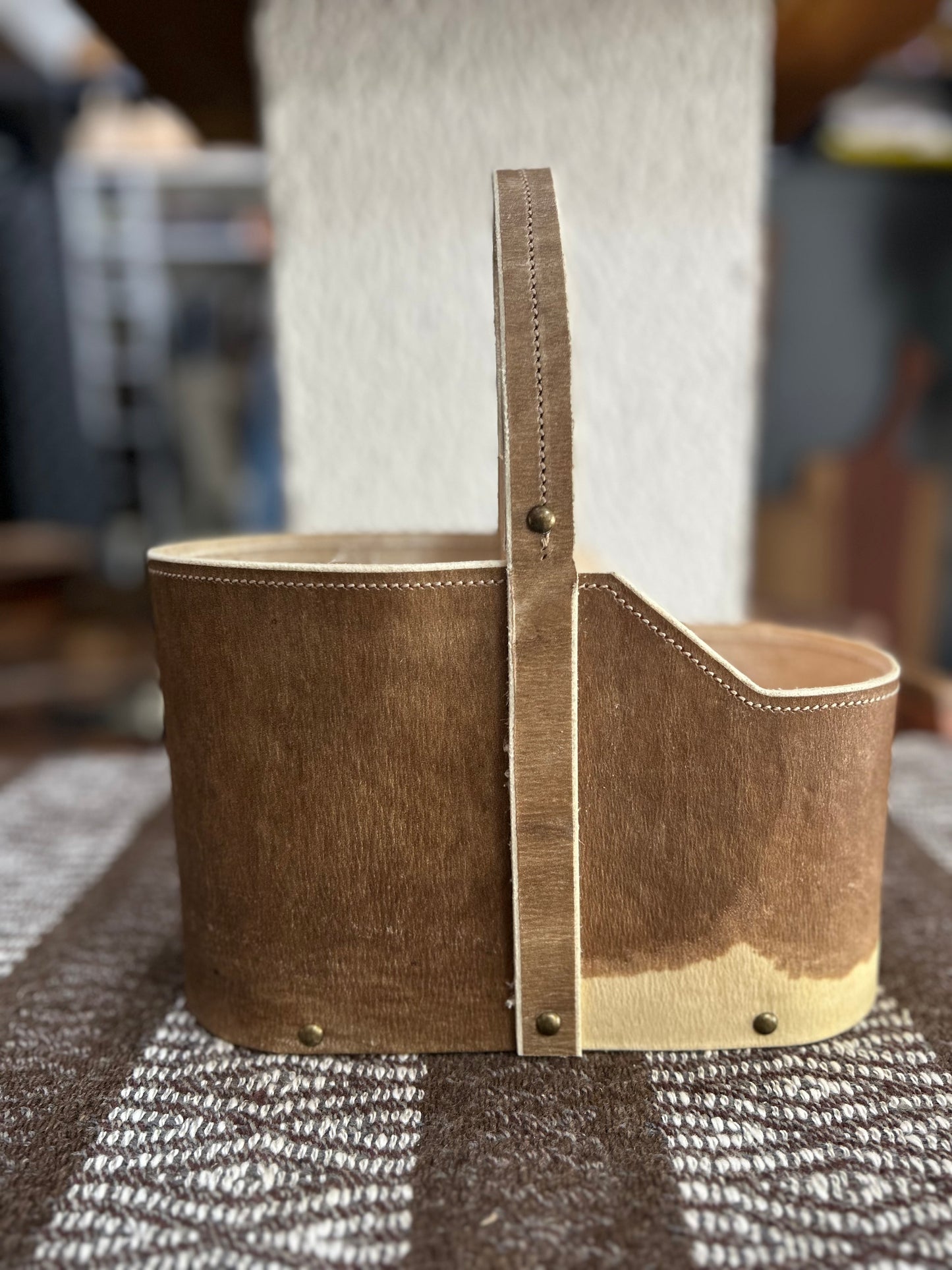 Cuia de couro manchado