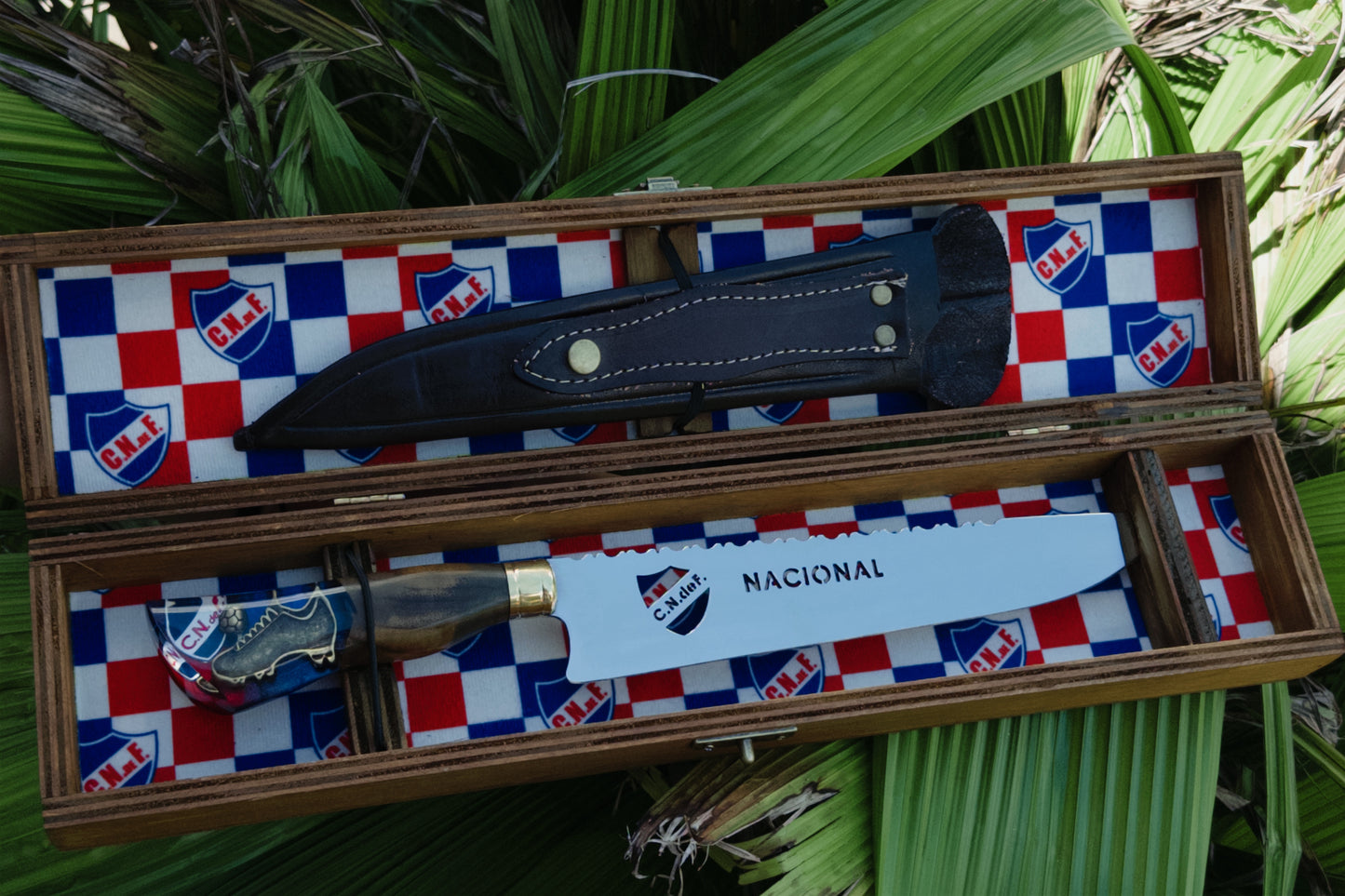 Faca do Clube Nacional de Futebol