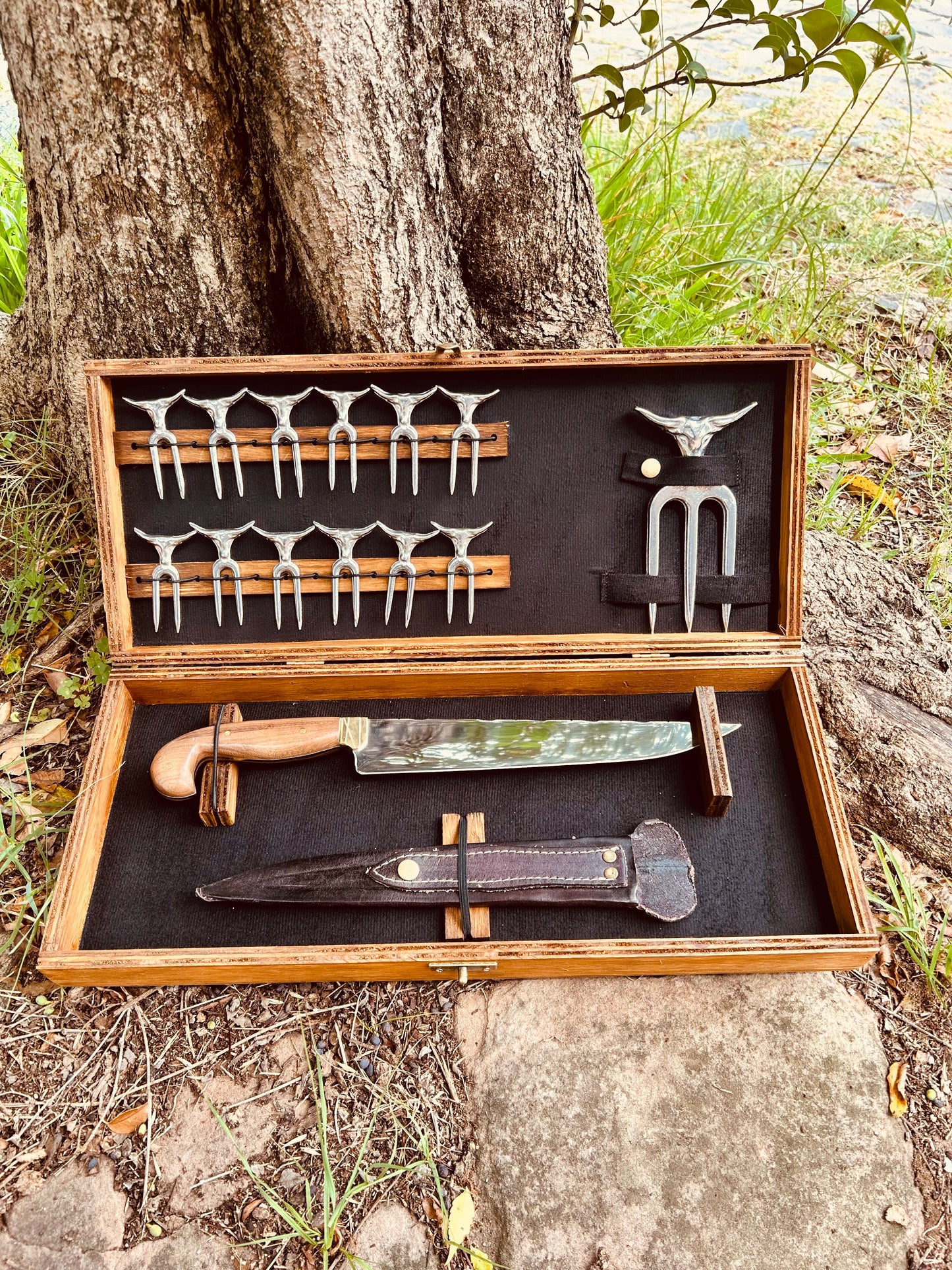 Cuchillo Sorobaca con Set Picada