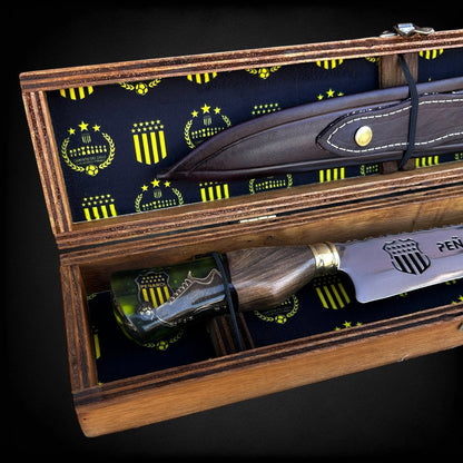 Cuchillo Peñarol con Caja