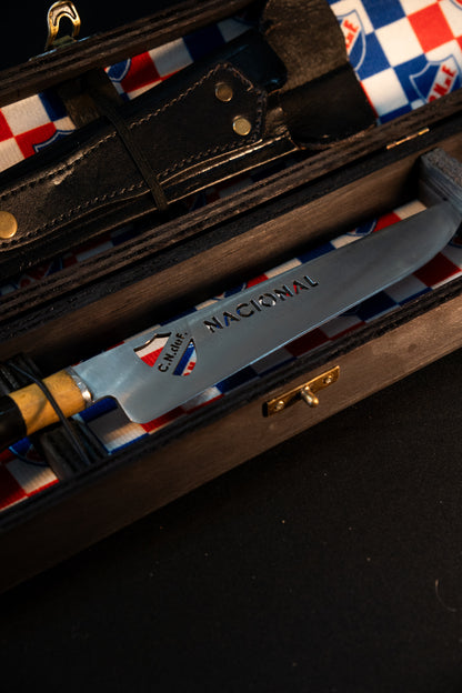 Cuchillo Nacional y packing estampado.