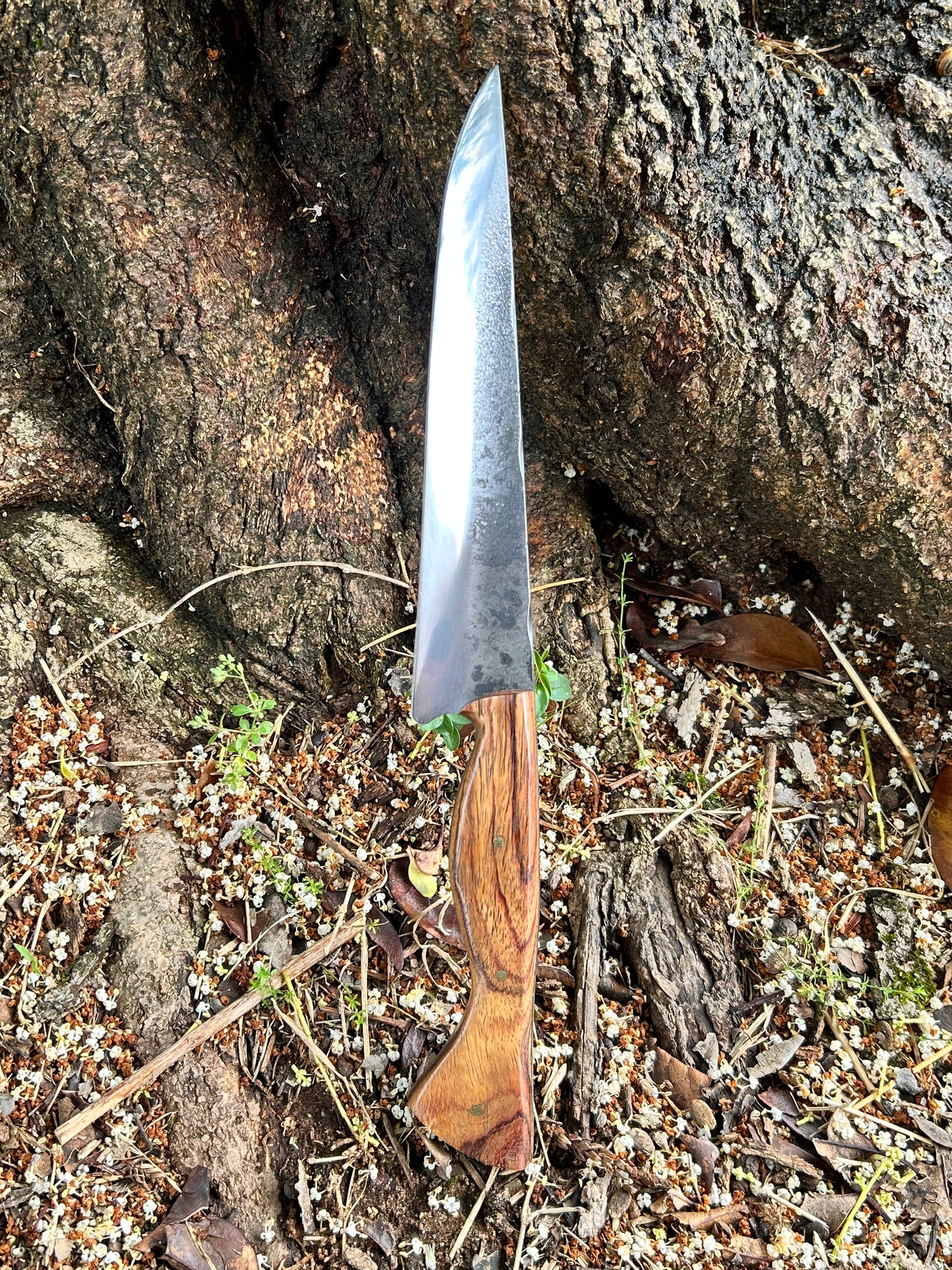 Full Tang Madera Premium