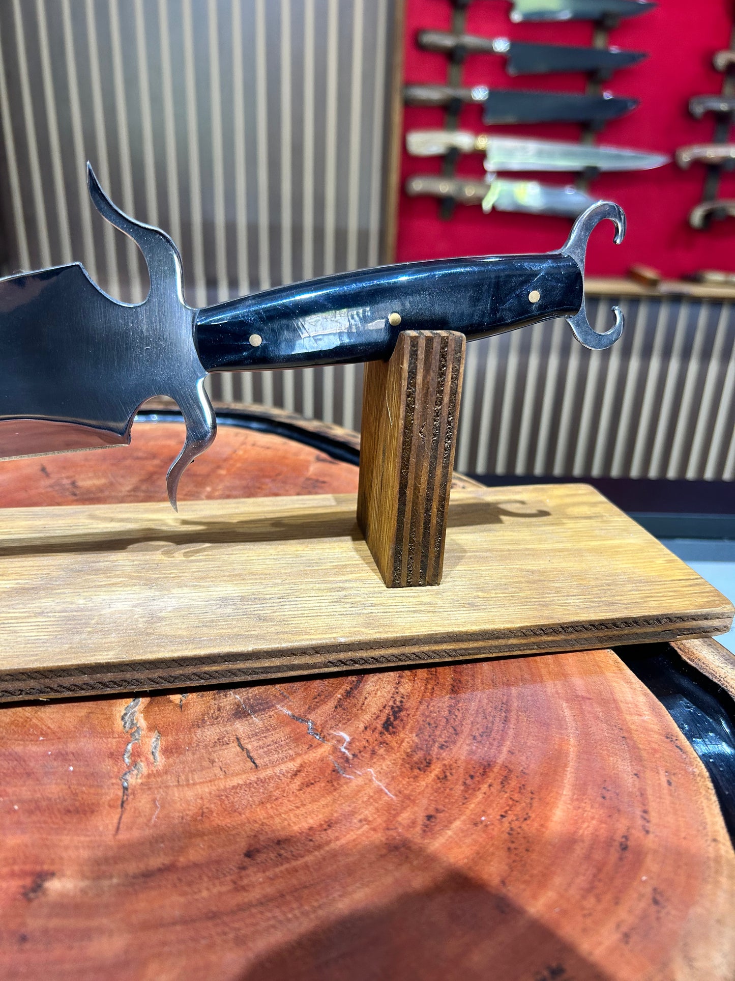 Adaga de aço inoxidável