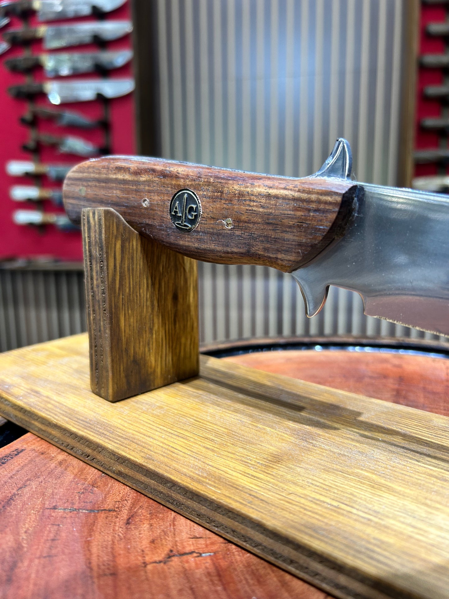 Faca de Sobrevivência Tática