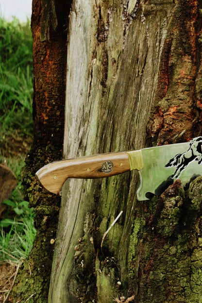 Cuchillo Caballo Saltando