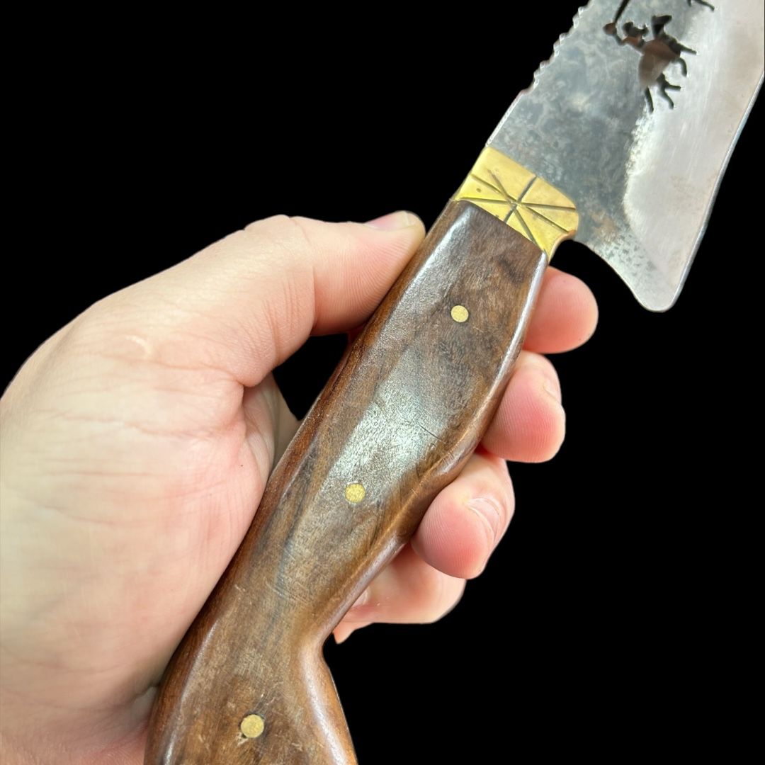 Cuchillo Lazador