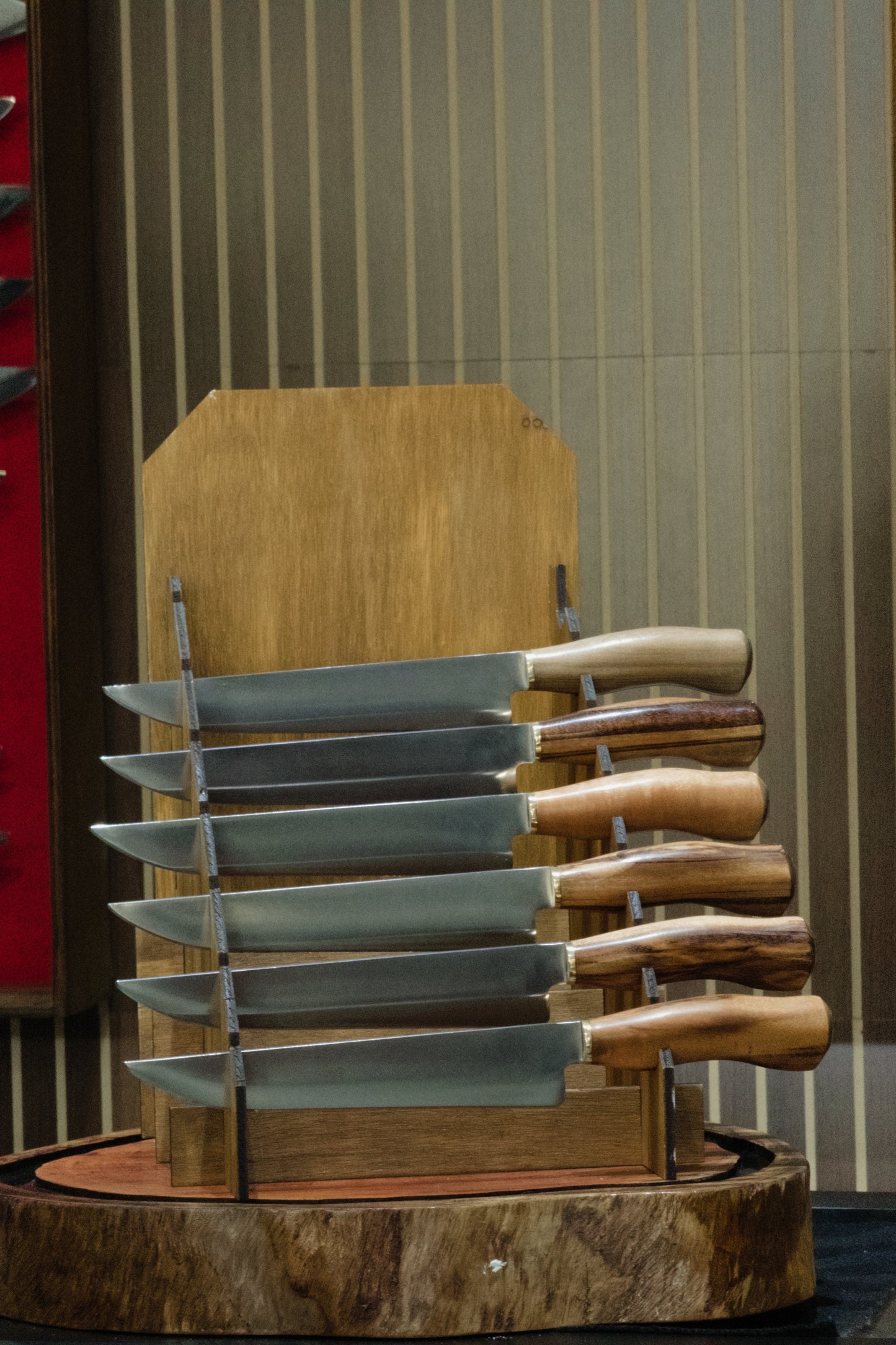 Veado com faca crioula