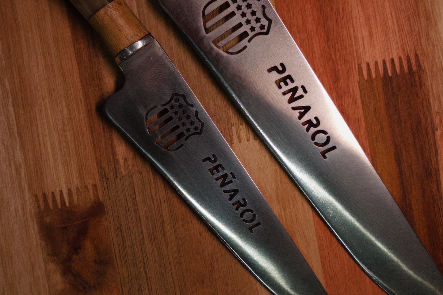 Cuchillo y Tabla - Peñarol o Nacional
