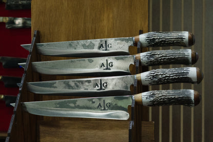 Veado com faca crioula