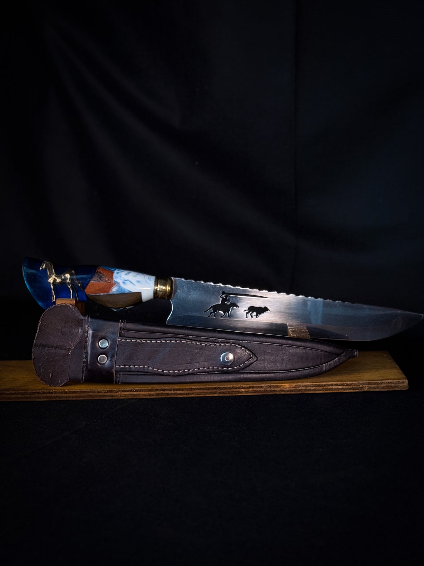 Faca/Laço de Cavalo